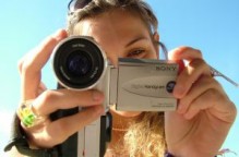 309580_girl_with_camera