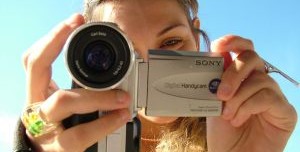 309580_girl_with_camera